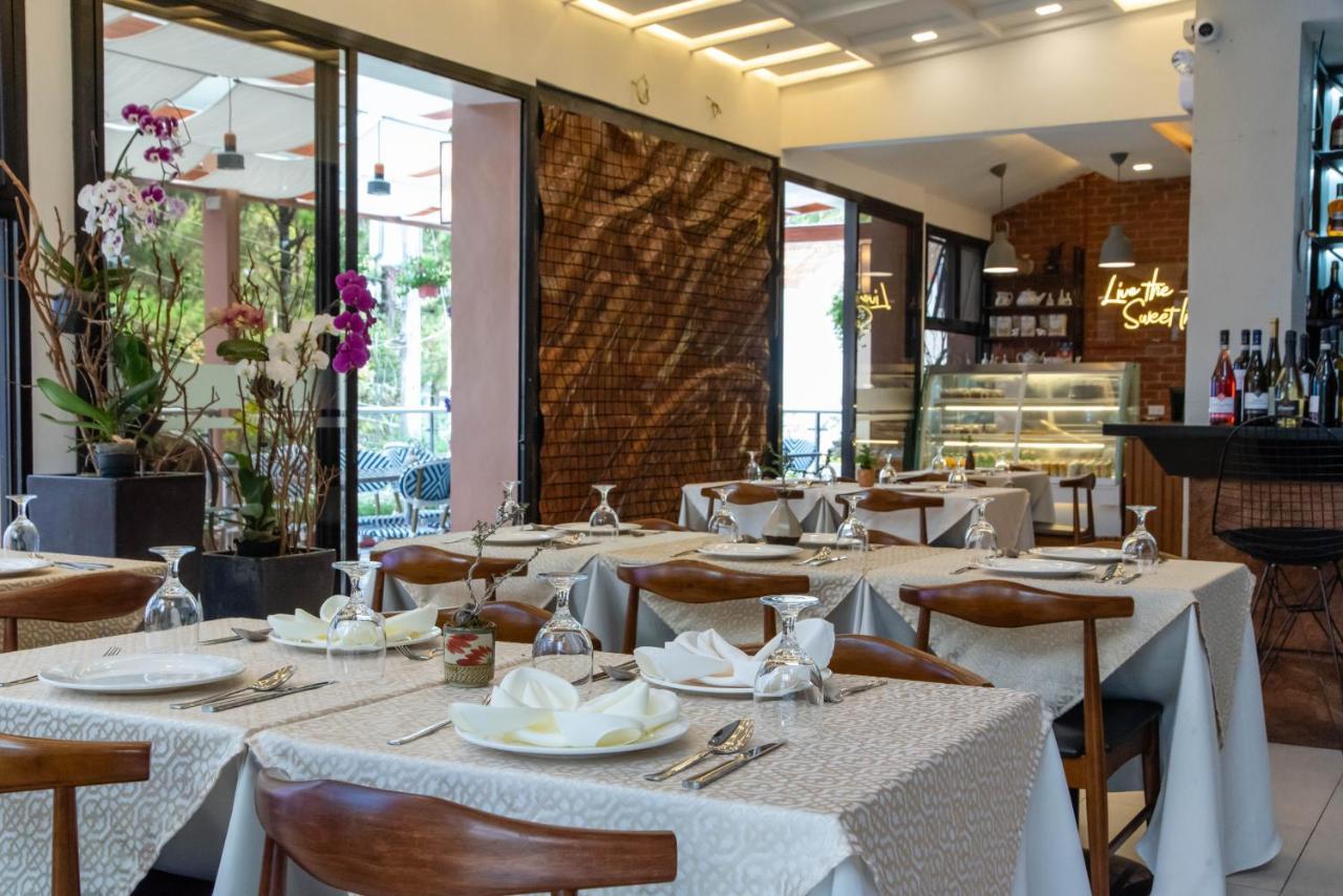 Giraffe Boutique Hotel Багио Экстерьер фото