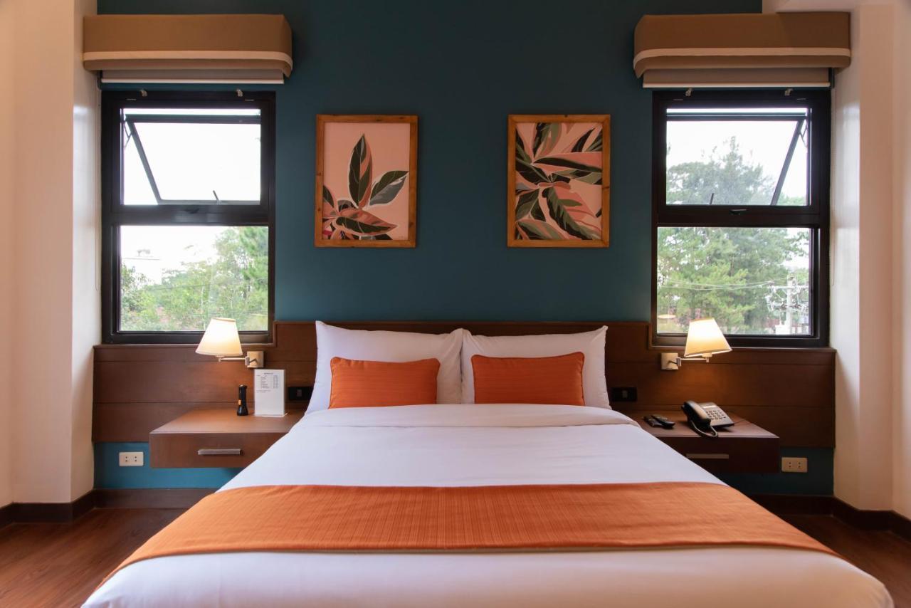 Giraffe Boutique Hotel Багио Экстерьер фото