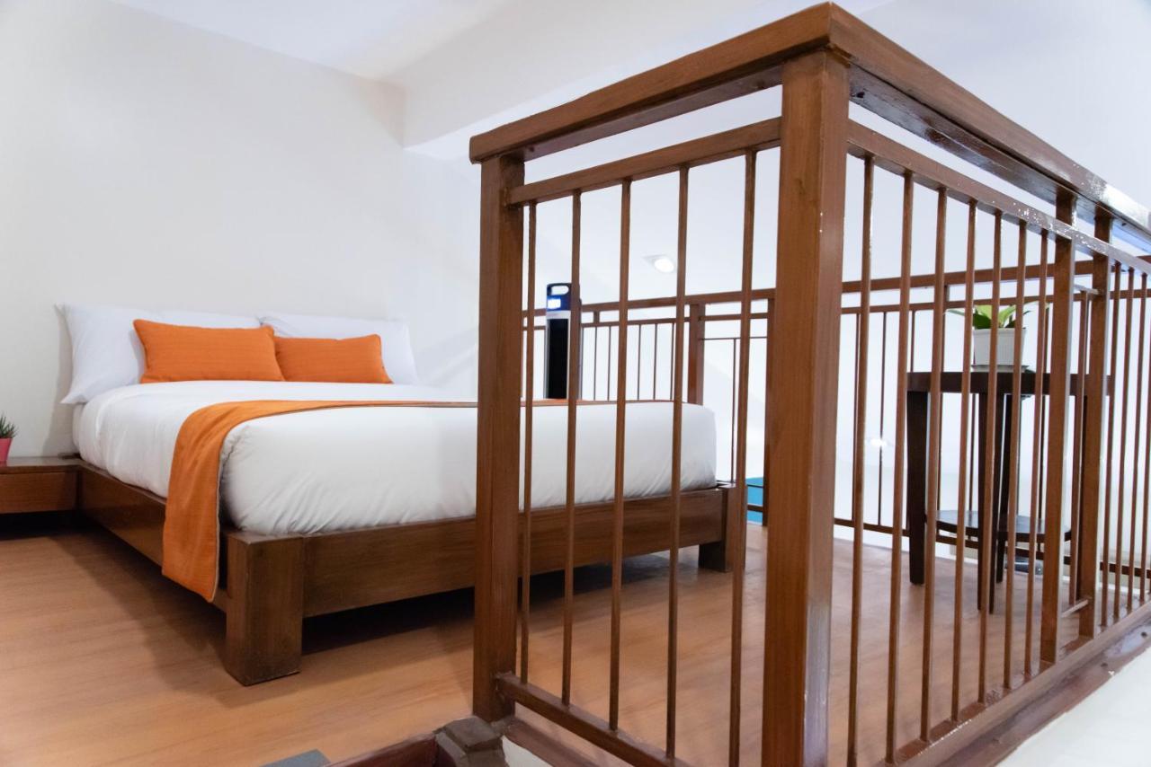 Giraffe Boutique Hotel Багио Экстерьер фото