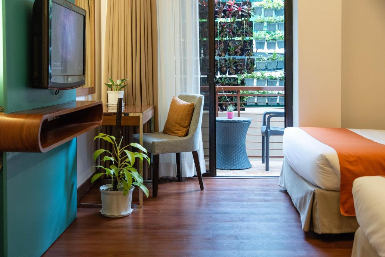 Giraffe Boutique Hotel Багио Экстерьер фото