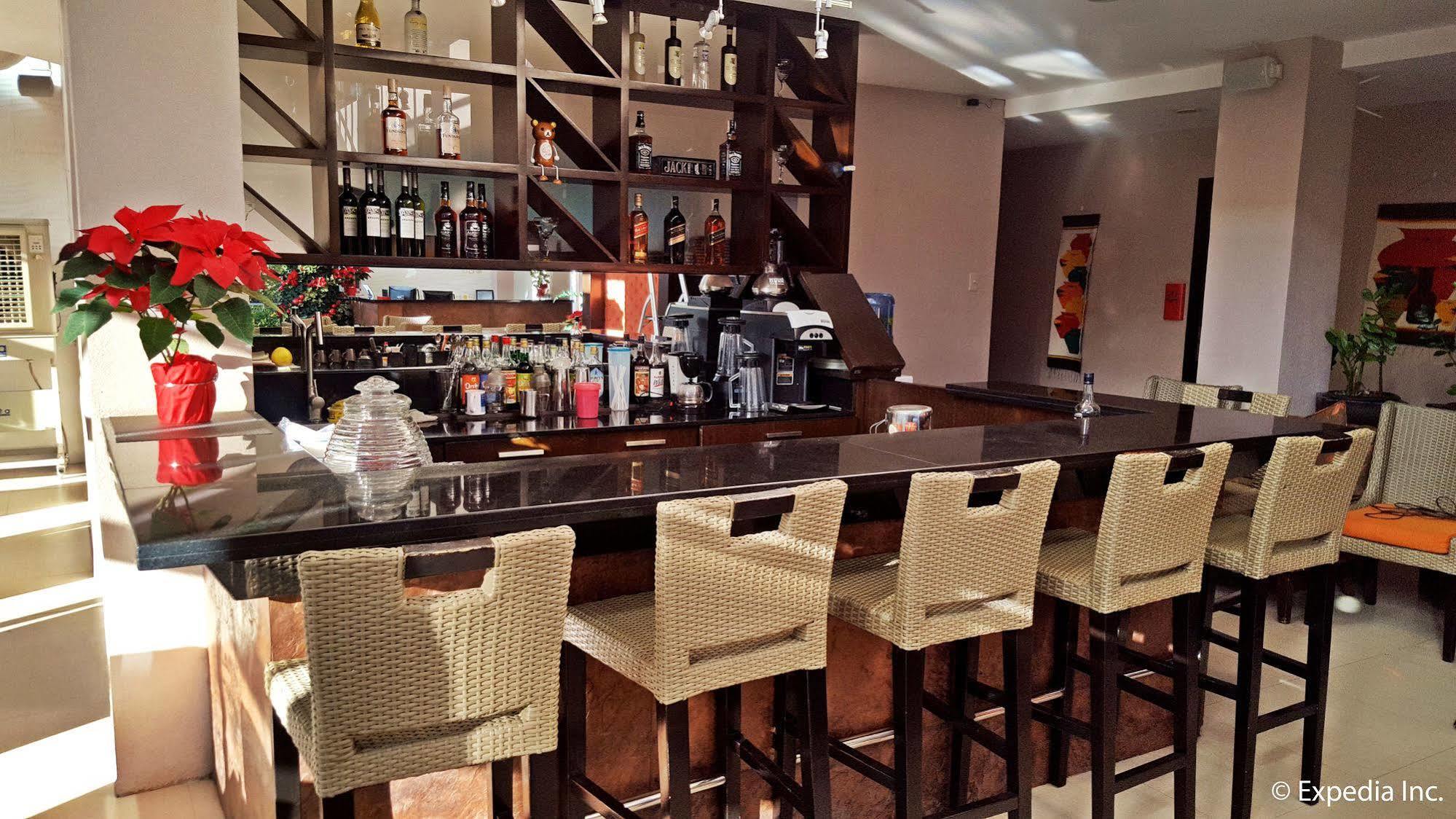 Giraffe Boutique Hotel Багио Экстерьер фото